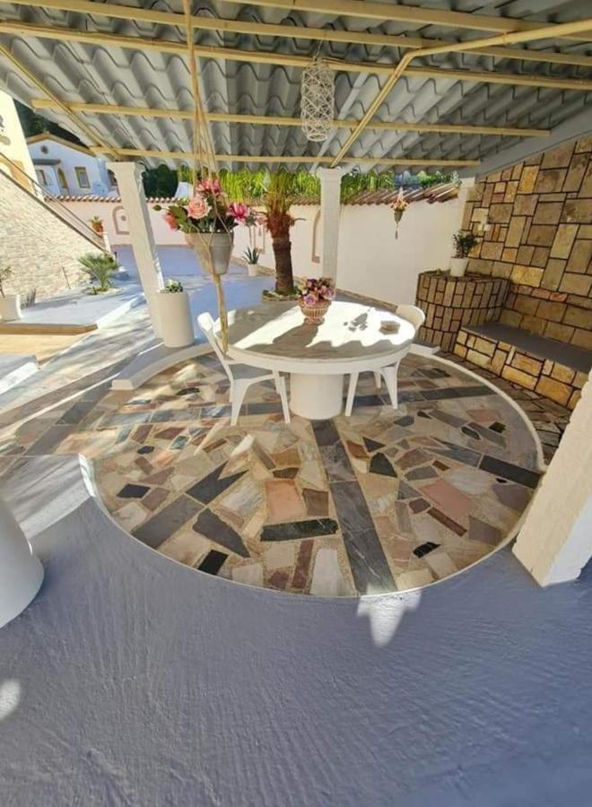Loukia'S Studios And Apartments Paramonas  Bagian luar foto